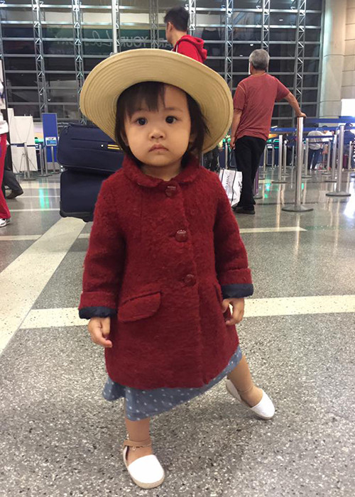 Gần đây, Maya một mình lên đường sang Mỹ lưu diễn để lại cô con gái cưng cho mẹ của cô chăm sóc.