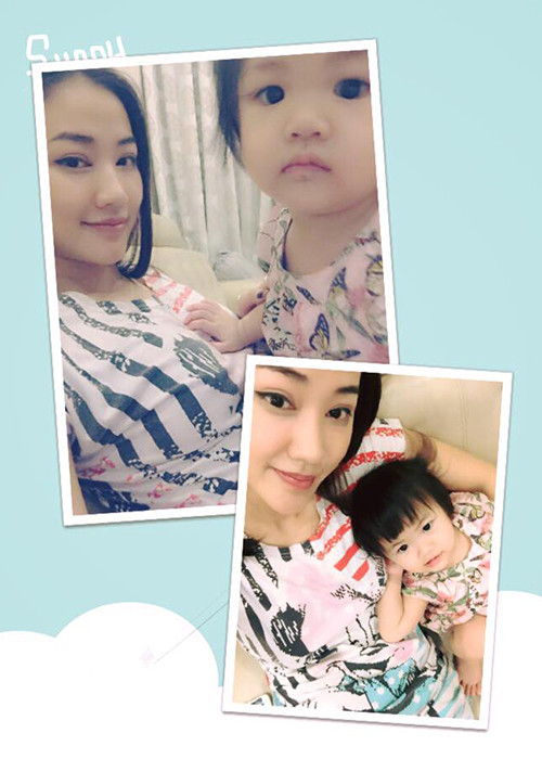 Theo đó, Bồ Câu thích đi giày của mẹ, lục lọi bàn phấn. Cô nhóc biết đánh son, má hồng, bấm lông mi.