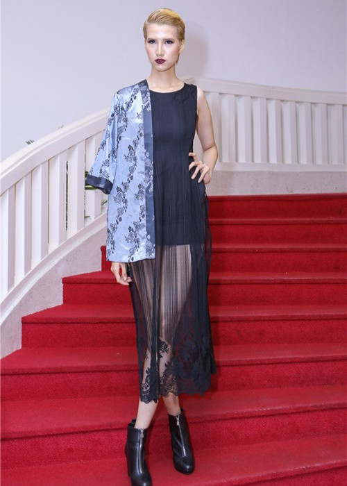 Nhan sac thay doi chong mat cua chan dai 1m90 Hong Xuan-Hinh-2