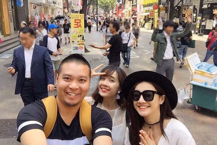 Được biết, Nhã Phương bay sang Hàn Quốc từ ngày 21/5 và phần 2 "Tuổi thanh xuân" sẽ được quay tại xứ sở kim chi đến giữa tháng 6.