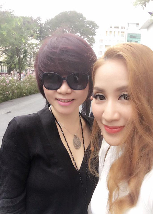 "Nữ hoàng dancesport" cho biết, cô không hy vọng có cơ hội được bắt tay hay hỏi thăm Tổng thống Mỹ vì có gần 800 các thành viên tham gia sự kiện. (Ảnh: Facebook Khánh Thi)