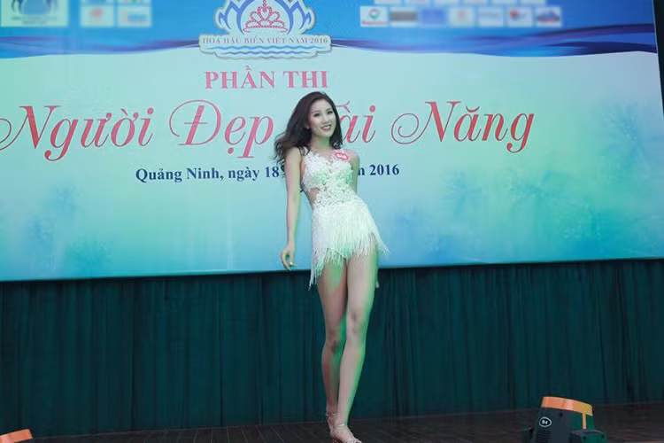 Ở phần thi tài năng của cuộc thi Hoa hậu Biển Việt Nam, Bảo Như hát cải lương khá ngọt nhưng cô lại chọn nhảy sexy dance. (Ảnh: Facebook Bảo Như) 