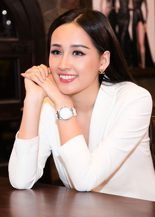 Vẻ đẹp của Hoa hậu Việt Nam 2006 được khen ngợi ngày càng hoàn thiện.