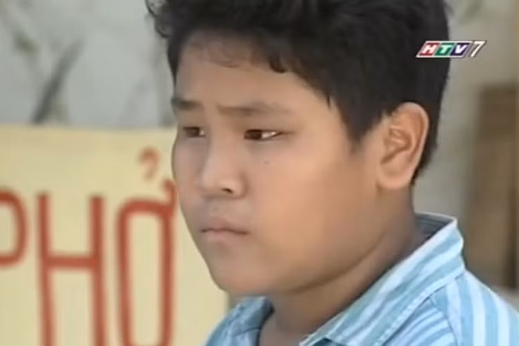 Trong “Đội đặc nhiệm nhà C21”, Tùng Lâm đóng vai Sáng “béo”. Nhân vật này mang lại tiếng cười cho khán giả bởi vẻ ngoài mũm mĩm, hay ăn nhưng học rất giỏi và luôn giúp bạn bè. 