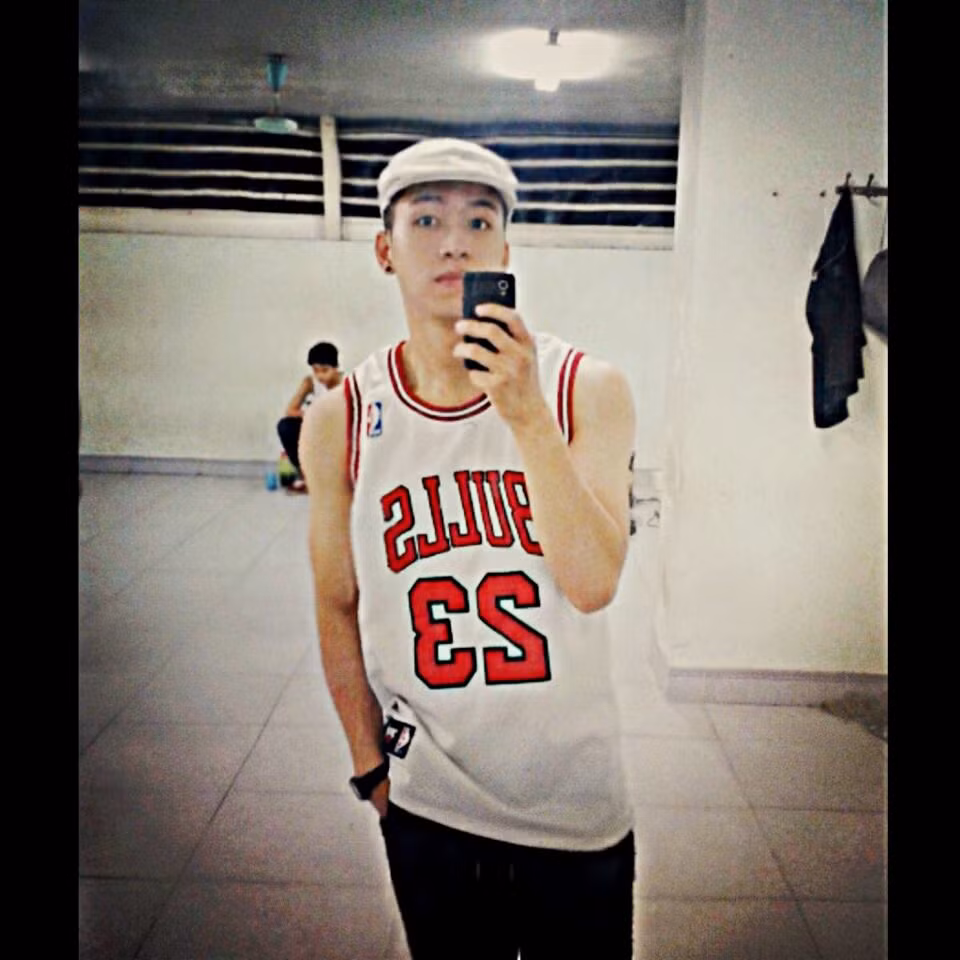 Giống như nhiều thành viên khác của ekip ghi hình, Tùng Lâm có rất nhiều kỷ niệm thú vị trong thời gian thực hiện "Thật bất ngờ". Nhận một vai khá hài hước, Tùng Lâm còn đưa cả chú chó cưng của mình vào làm "bạn diễn", cùng xuất hiện vào tạo ra nhiều cảnh quay hài hước.