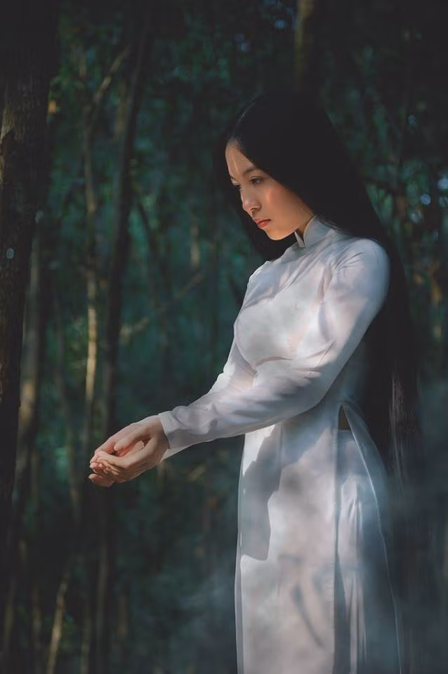 Được biết, hiện tại "Công chúa tóc dài" Thu Phương đang làm công việc của một Freelancer, làm diễn viên, người mẫu ảnh và là một chuyên viên thiết kế. Mái tóc đặc biệt giúp Thu Phương lọt vào mắt xanh của một số đạo diễn, được mời đóng các phim quảng cáo, làm MC.