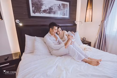 Bức ảnh chụp chung của gia đình nhỏ đáng yêu.