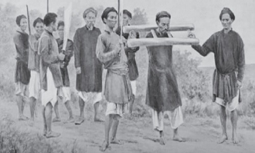 Đưa phạm nhân ra pháp trường.