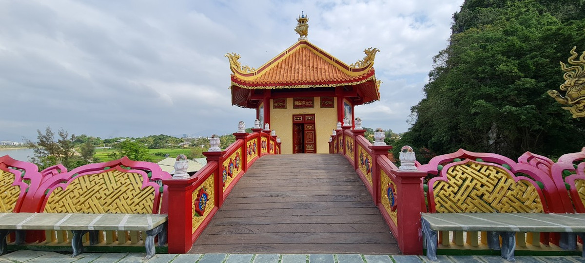 Năm 2000, Lễ hội Quán Thế Âm Ngũ Hành Sơn đã được Tổng cục Du lịch xếp vào danh mục 15 lễ hội lớn của cả nước.