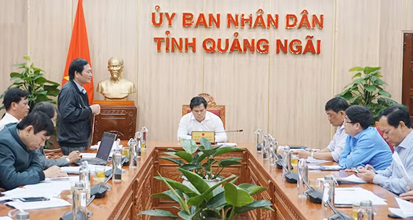 Chu tich Quang Ngai chi dao xac minh don to cao Giam doc so KHCN