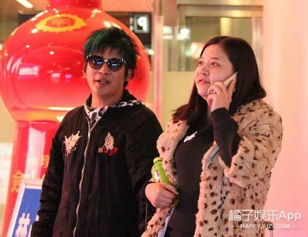 Nhung sao nam Trung Quoc cuoi tro ly cua minh-Hinh-9