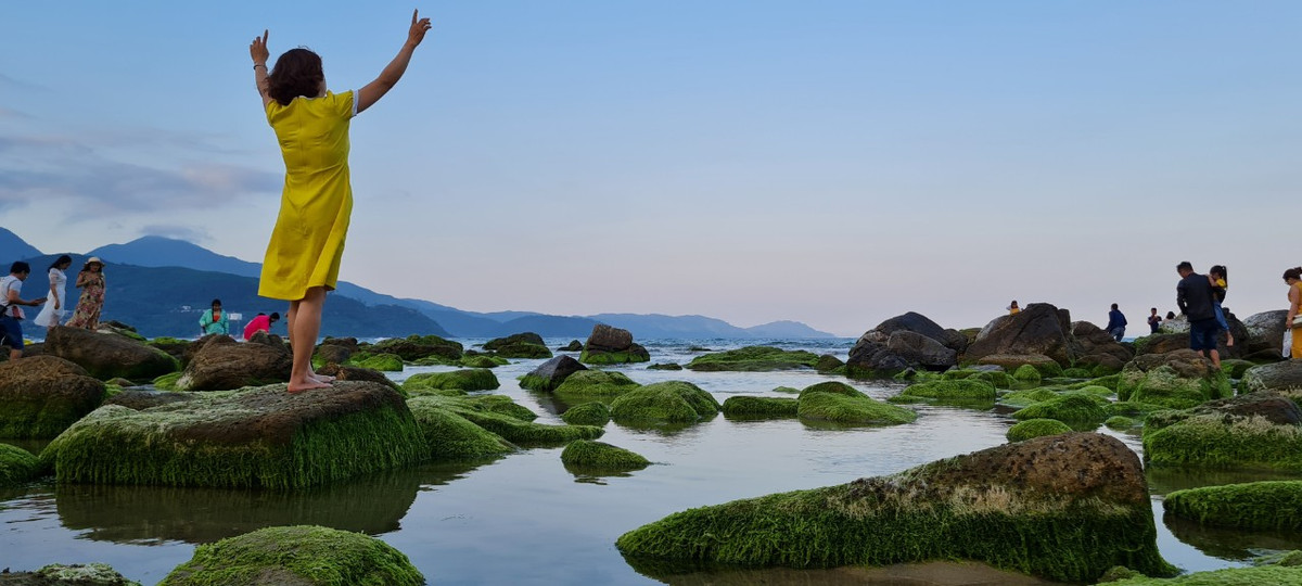 Cả những màn tạo dáng sinh động...