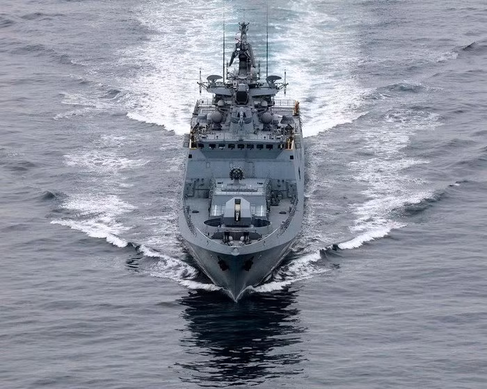 Trước việc quân đội Israel công nhận báo động phòng không gần biên giới là cảnh báo sai. Nhưng dựa trên thực tế đúng là "tên lửa" đã bị radar phát hiện, báo chí đánh giá rằng đó là do tác động gây nhiễu điện tử.