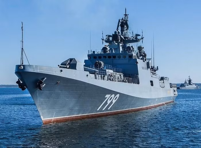 Nhưng chỉ vài phút sau lệnh báo động đã được gỡ bỏ do nhận thấy hệ thống cảnh báo gửi tín hiệu sai, mục tiêu trên màn hình radar hóa ra chỉ là "bóng ma", chứng tỏ tác động mạnh mẽ của hệ thống tác chiến điện tử từ Địa Trung Hải, nơi tàu chiến Nga đang có mặt.