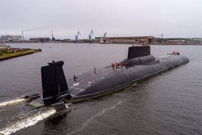 Đại tá Kurdin khẳng định khả năng sống sót của tàu ngầm chiến lược Nga, kể cả những con tàu tối tân nhất có thể được tính chỉ trong vài phút sau khi phóng loạt tên lửa đầu tiên.