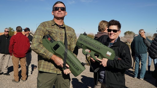 Khẩu Drone Killer có thể vô hiệu hóa các loại máy bay không người lái cho phép các đơn vị an ninh và quân đội ngăn chặn việc do thám hay tấn công trực tiếp bằng cách thả bom, lựu đạn hay thiết bị nổ tự chế (IEDs).