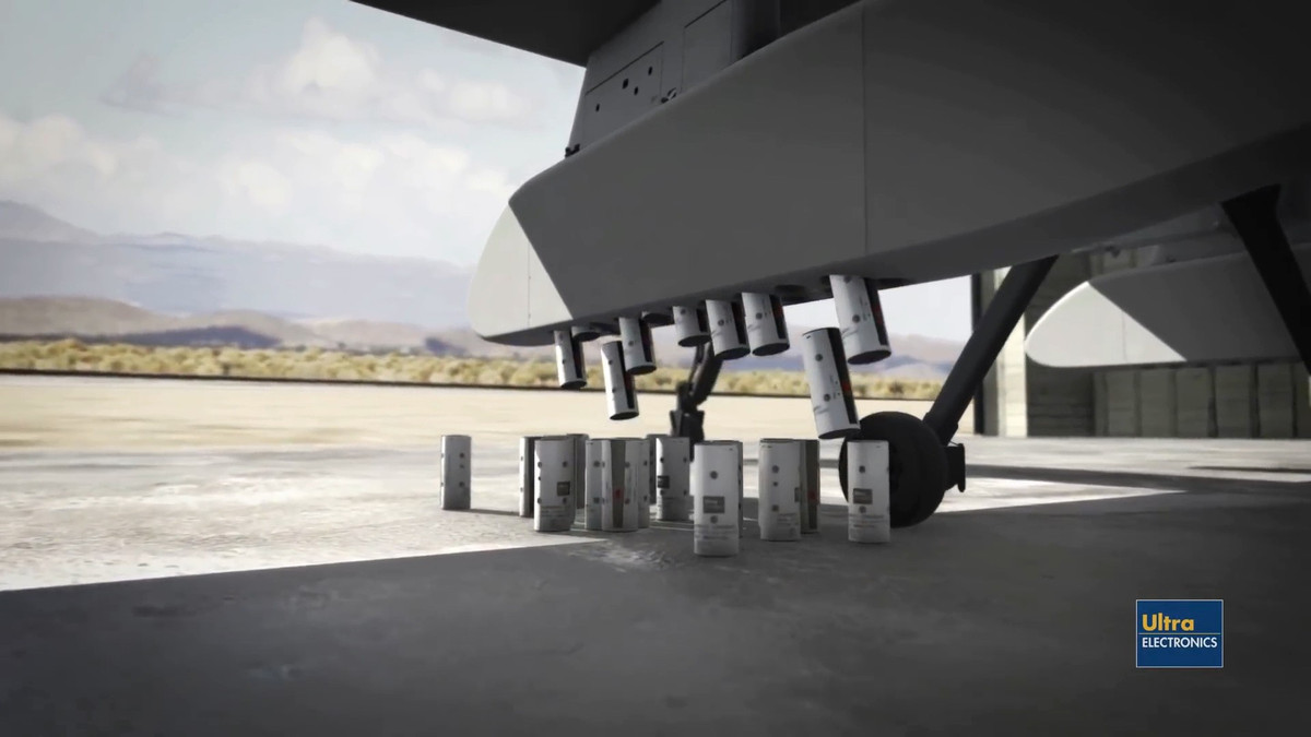 Bắt nguồn từ sự tốn kém và thời gian hoạt động không cao cũng như nguy cơ đối với phi hành đoàn, quân đội Mỹ dự định từ bỏ việc sử dụng máy bay chống ngầm có người lái để theo dõi hoạt động của tàu ngầm Nga tại một số khu vực nhất định trên đại dương.