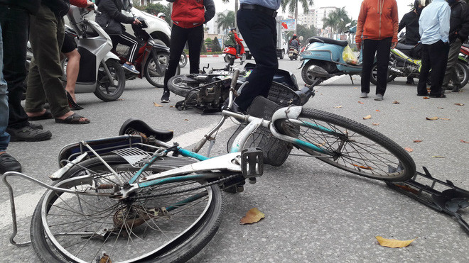  Ngoài ra, Chính phủ quy định mức phạt đối với người đi xe đạp, xe đạp điện vi phạm nồng độ cồn; với mức phạt 80.000 đến 100.000 đồng khi lái xe có nồng độ cồn nhưng chưa vượt quá 50 miligam/100 mililít máu hoặc chưa vượt quá 0,25 miligam/1 lít khí thở. 