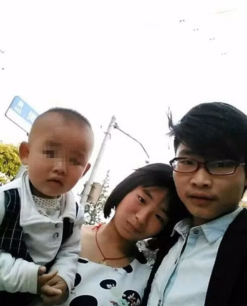 Ngay sau khi đăng tải, bài viết của Lý Việt Hưng đã gây được sự chú ý lớn, nhận được nhiều sự chia sẻ cũng như những luồng ý kiến khác nhau. Có người chỉ trích Việt Hưng lười lao động, sống kiểu "ôm cây đợi thỏ", có gia đình rồi không chịu kiếm tiền lại đi ăn xin, phụ thuộc vào người khác.