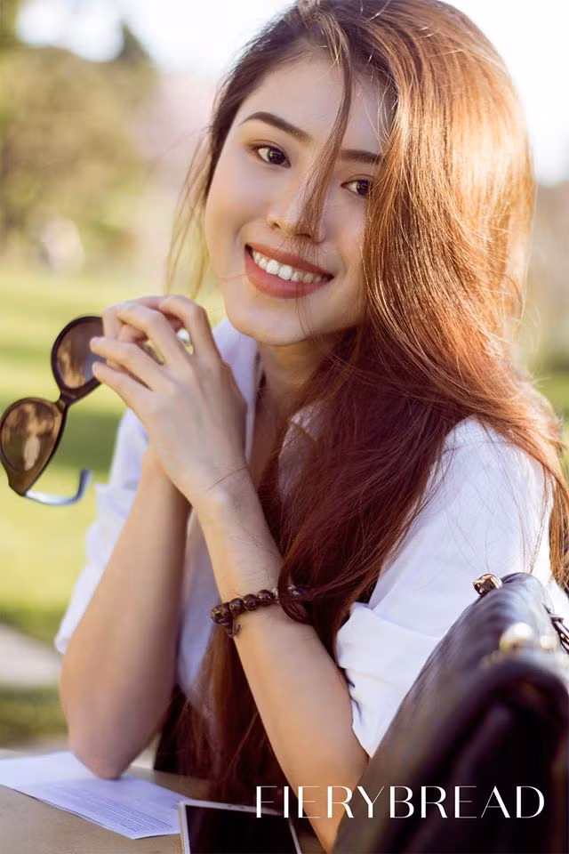 Diện mạo xuất chúng, tài năng và một cuộc sống viên mãn bên trời Tây, bất cứ ai yêu mến cô nàng đều phải ao ước được như Phương Thúy.