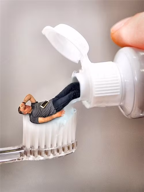 Khi nhân viên bị sếp ám quá nặng.