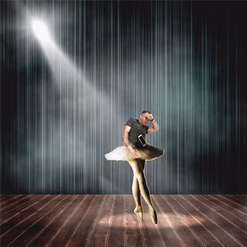 Người nghệ sĩ nào cũng cần phải diễn sâu như thế này.