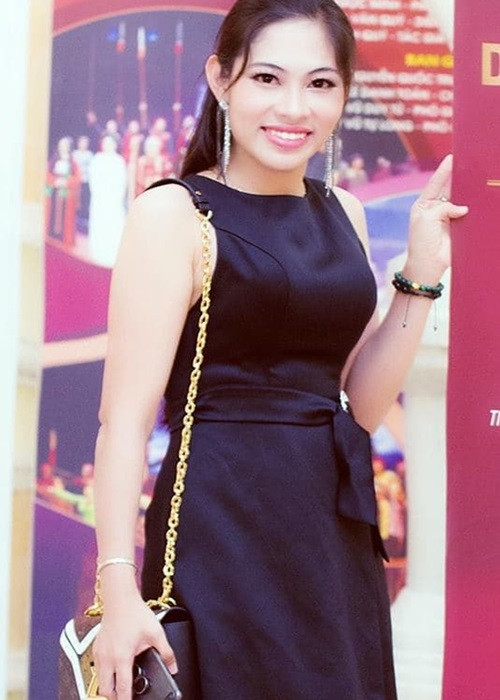 Mâu thuẫn giữa Thùy Tiên và Thùy Trang dường như ngày càng căng thẳng. Mới đây, sau khi bị Thùy Tiên nhắc thẳng tên, Thùy Trang viết trên trang cá nhân: “Lần này có mở đầu thì ráng có kết thúc nha em. Lần này rõ ràng đừng để giống như lần trước, thưa kiện rần rần rồi đến khi có kết quả im hơi lặng tiếng nhé”. Ảnh: Công lý xã hội