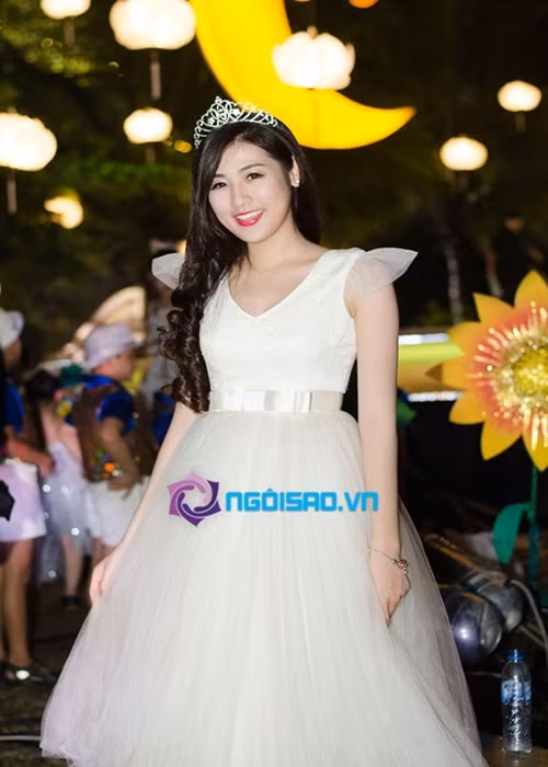 Nàng hậu trong tạo hình Hằng Nga cách đây 9 năm. Ảnh: Gia đình Việt Nam