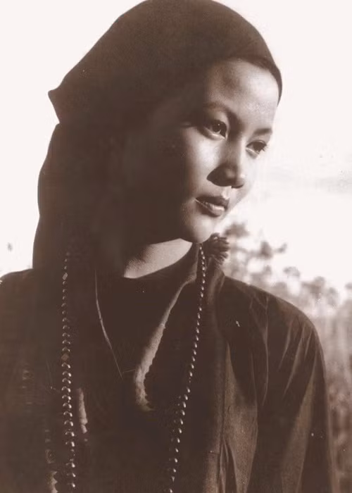 Năm 1957, Kiều Chinh nổi tiếng nhờ vai chính trong phim "Hồi chuông Thiên Mụ". Ảnh: Sức khỏe và đời sống