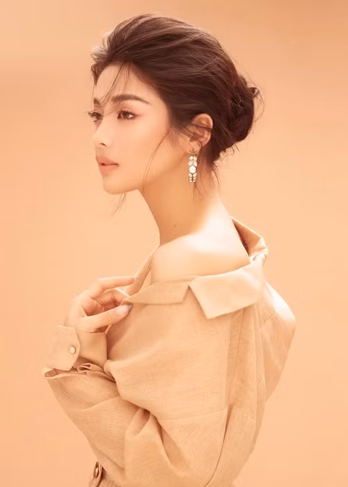 Trình Mỹ Duyên hài lòng với diện mạo hiện tại.