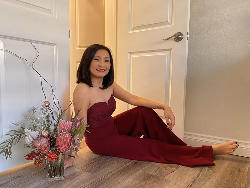 Nữ diễn viên hải ngoại trẻ trung, quyến rũ hơn. Ảnh: FBNV