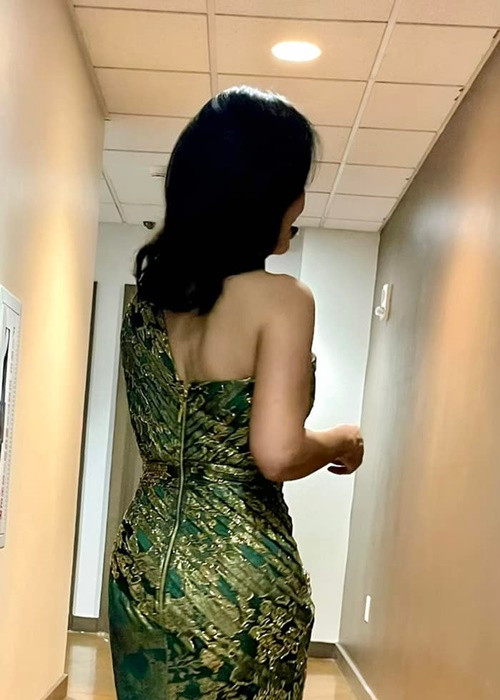 Vợ cũ Quang Minh khéo giữ vóc dáng thon gọn. Ảnh: FBNV