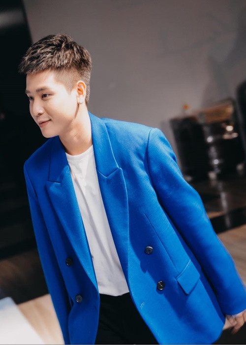 Nhã Phương tiết lộ, lần đầu tiên gặp Quân A.P, cô phải thốt lên sao nam ca sĩ lại đẹp trai đến thế. Ảnh: FBNV