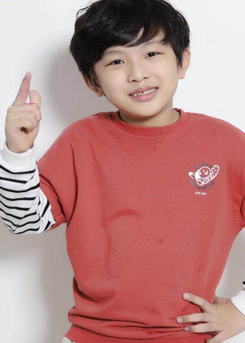 Trong mắt của mẹ Trường Phú, nam diễn viên nhí sống tình cảm, mau nước mắt. Ảnh: FBNV