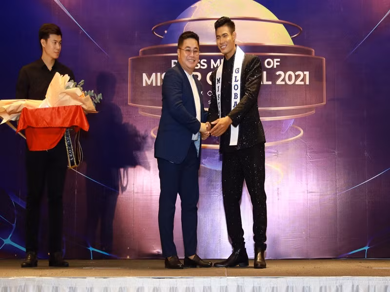 Danh Chiếu Linh đoạt Á vương 1 của cuộc Mister Global 2021 hồi tháng 3/2022. Ảnh: Dân Việt