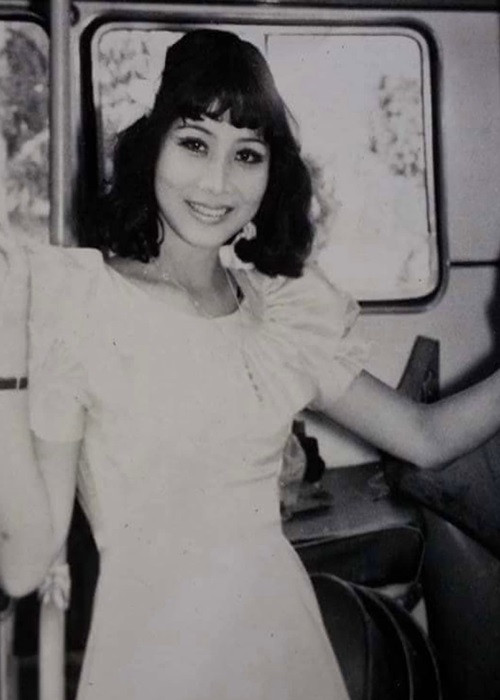 Hồng Vân còn làm đạo diễn, là bà bầu của sân khấu. Ảnh: FBNV