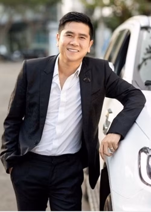 Ngoài hình thức kỷ luật cảnh cáo, Học viện Âm nhạc quốc gia Việt Nam còn xem xét trừ thi đua với lỗi đi nước ngoài không báo cáo, không xin phép tổ chức của giảng viên Hồ Hoài Anh theo Luật Viên chức. Bên cạnh đó, sau khi có kết luận từ phía Tây Ban Nha, Hội đồng kỷ luật trường sẽ tiếp tục xem xét, cân nhắc để đưa ra hình thức xử lý tiếp theo, đảm bảo tính nghiêm minh. Ảnh: Dân Trí