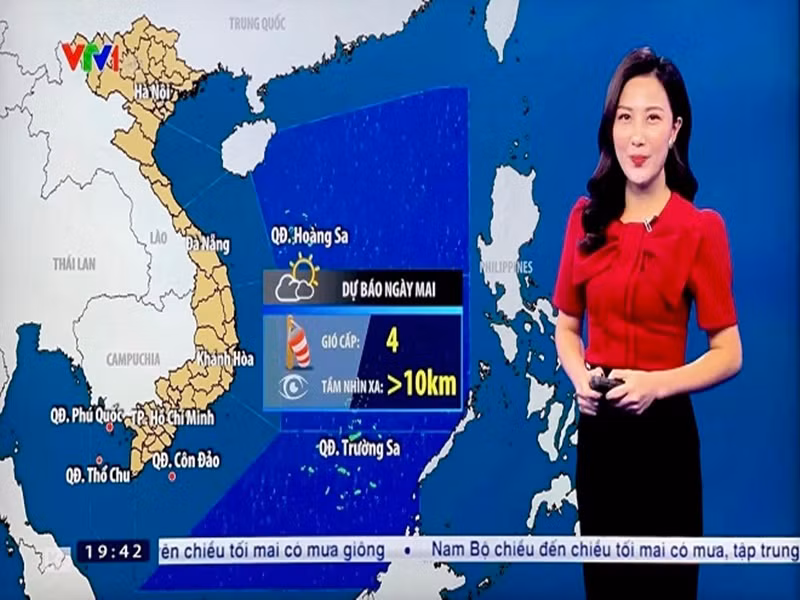 Quỳnh Hoa làm việc ở VTV từ tháng 5/2014, gắn liền với bản tin thời tiết. Ảnh: Dân Việt