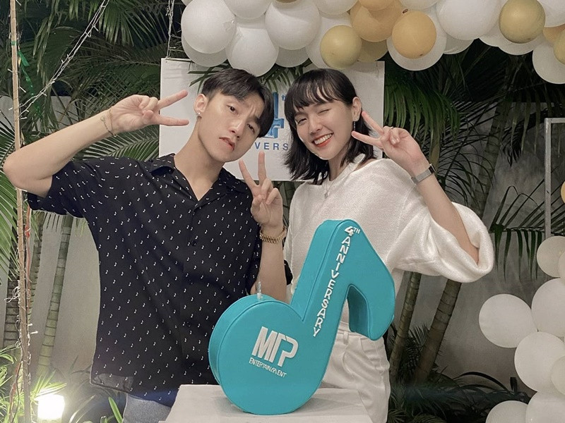 Bị nghi là “trà xanh”, Hải Tú một mực giữ im lặng dù bị tẩy chay. Phía Sơn Tùng M-TP cũng không có động thái bảo vệ diễn viên độc quyền của mình. Ảnh: FBNV