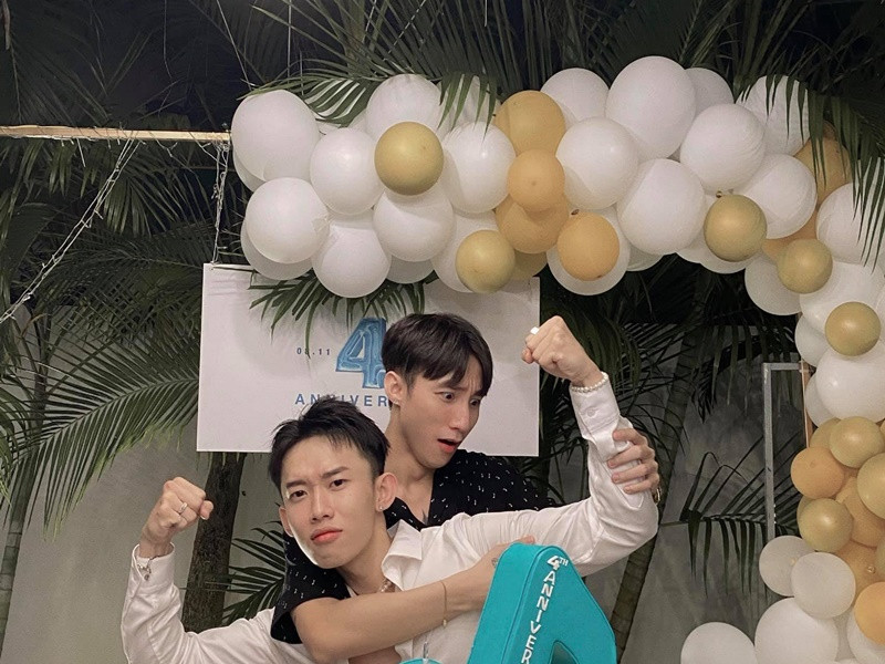 Kay Trần cảm ơn Sơn Tùng M-TP vì luôn hết lòng yêu thương, hỗ trợ và chăm sóc cho anh. Phía Sơn Tùng M-TP mong khán giả tiếp tục ủng hộ Kay Trần. Ảnh: FBNV