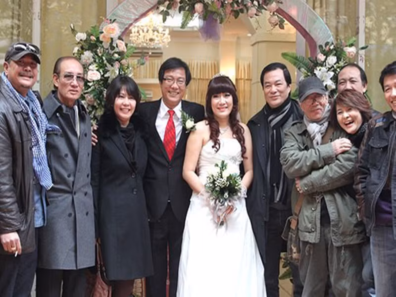 Ngoài đời, Trọng Trinh đang sống cùng người vợ thứ hai tên Lan Phương. Hai người kết hôn vào năm 2011 khi nam diễn viên đã bước sang tuổi 54. Ảnh: Dân Việt