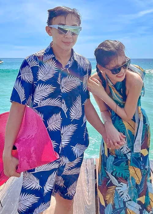 Trải qua quãng thời gian bí mật hẹn hò, Ngân Anh và Tô Ny xác nhận đám cưới diễn ra vào ngày 20/11 tới đây.