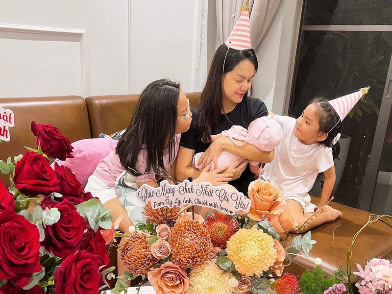 Tuệ Lâm năm nay tròn 10 tuổi còn Tuệ An mới 5 tuổi.