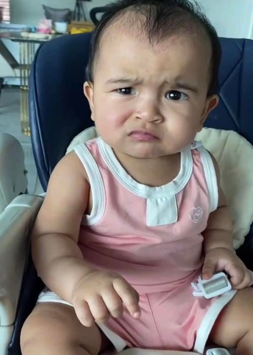 Bé Moon mang hai dòng máu: Việt và Ấn Độ.