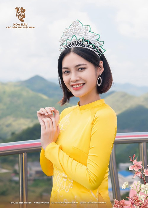 Giống Thùy Tiên, Nông Thúy Hằng cũng bị réo tên. Trước những thắc mắc kém duyên của của cư dân mạng, Thúy Hằng phản hồi rằng cô không liên quan đến sự việc đang gây xôn xao. Ảnh: FBNV