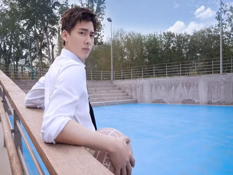 Nhiều người cho rằng Blase Loan Loan giới thiệu Lý Dịch Phong với Seungri và Lý Dịch Phong từng tham gia các buổi tiệc thác loạn của Seungri. Ảnh: Thế giới điện ảnh