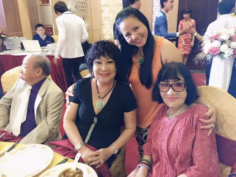 Tháng 5/2015, Thẩm Thúy Hằng đến tham dự chương trình "Họp mặt nghệ sĩ" do Thanh Bạch tổ chức. Ảnh: Người lao động