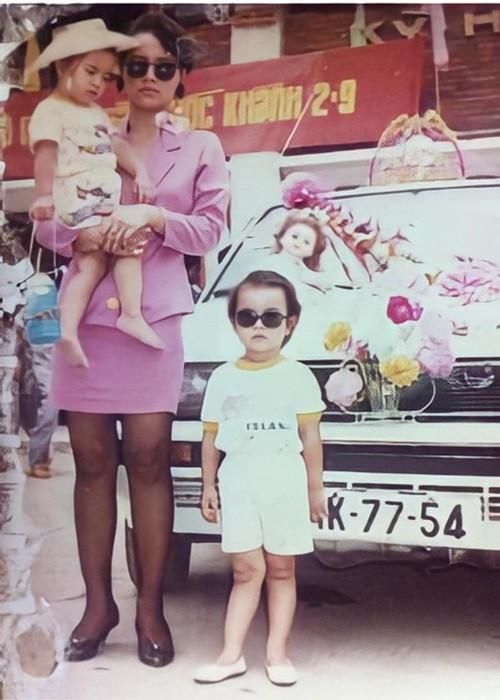 Mới đây, Thảo Vy khoe loạt ảnh mẹ đẻ. Ảnh: FBNV