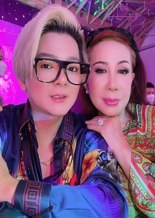 Vũ Hà thuận theo quan điểm “mang tiền về cho vợ". Ảnh: FBNV