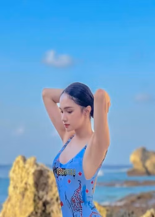 Hậu chia tay Matt Liu, Hương Giang vẫn giữ phong độ nhan sắc.